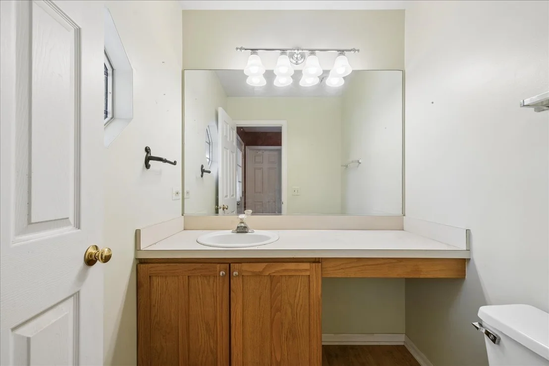 Photo of 1144 Stillwater Road