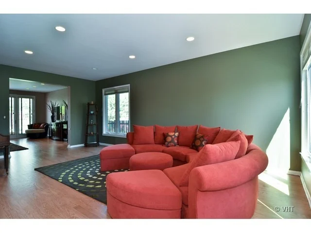 Photo of 878 Bristol Drive