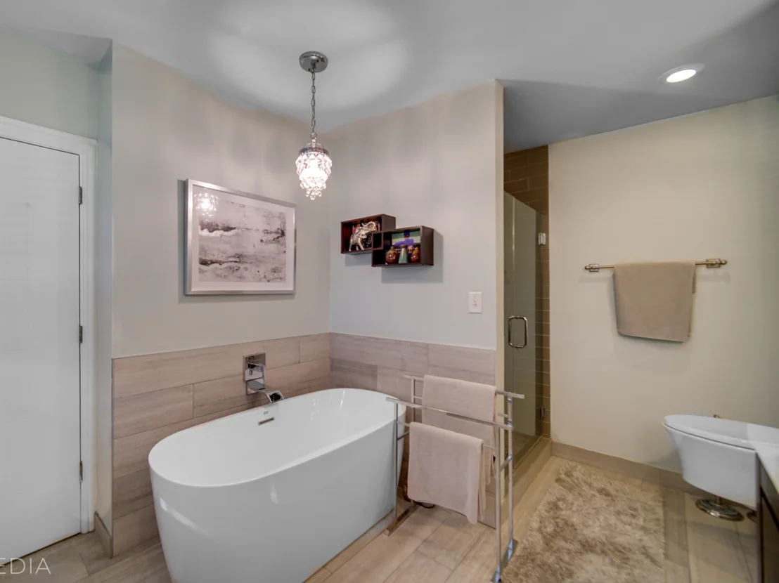 Photo of 2333 Golfview Lane