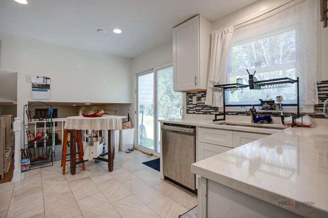 Photo of 600 Thompson Boulevard