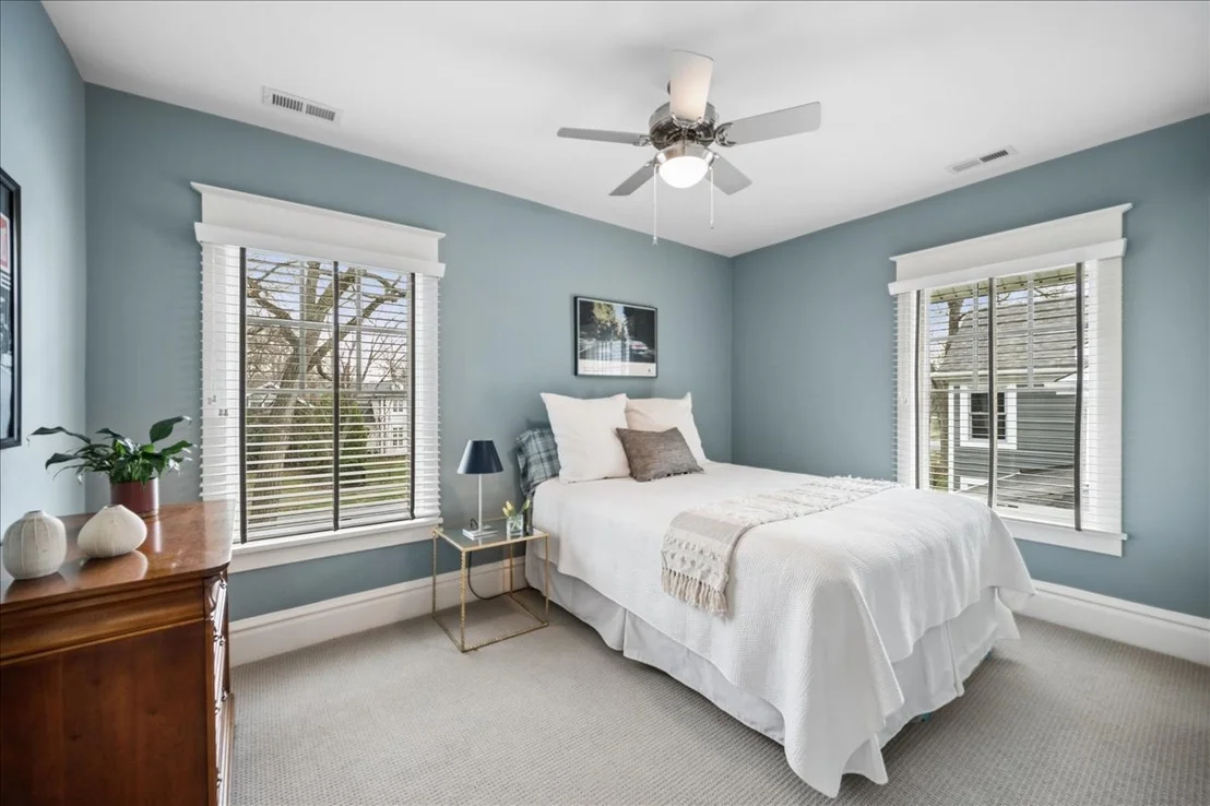 Photo of 814 Park Avenue