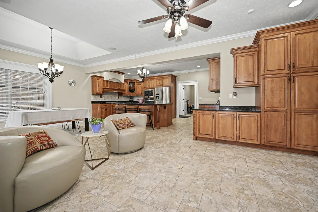 Photo of 18 Stonebrook Court