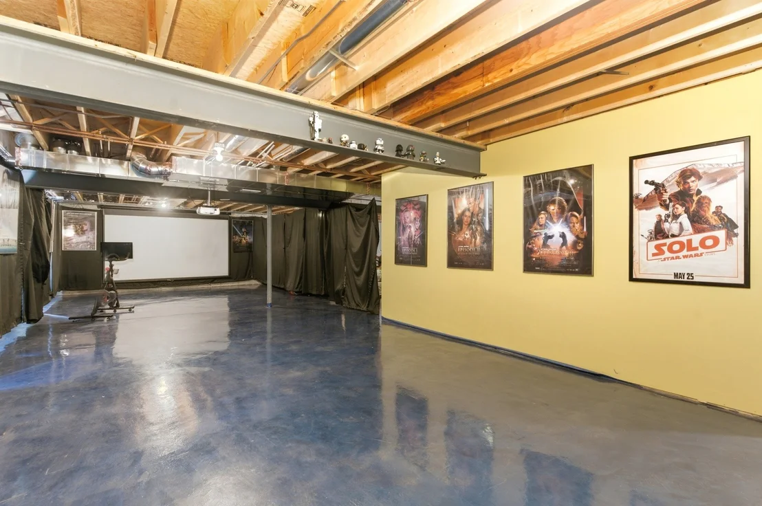 Photo of 1385 Overton Drive