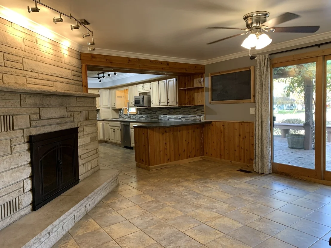 Photo of 2567 E Riverview Drive