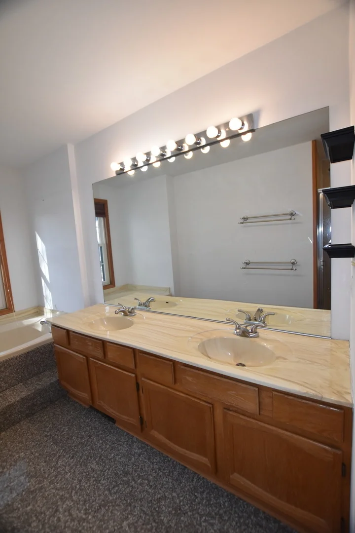 Photo of 4475 Olmstead Drive