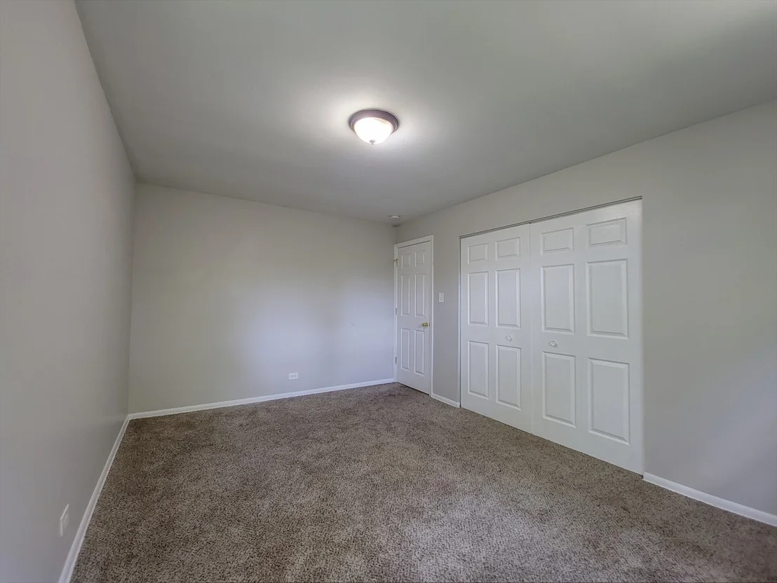 Photo of 17113 Elm Drive