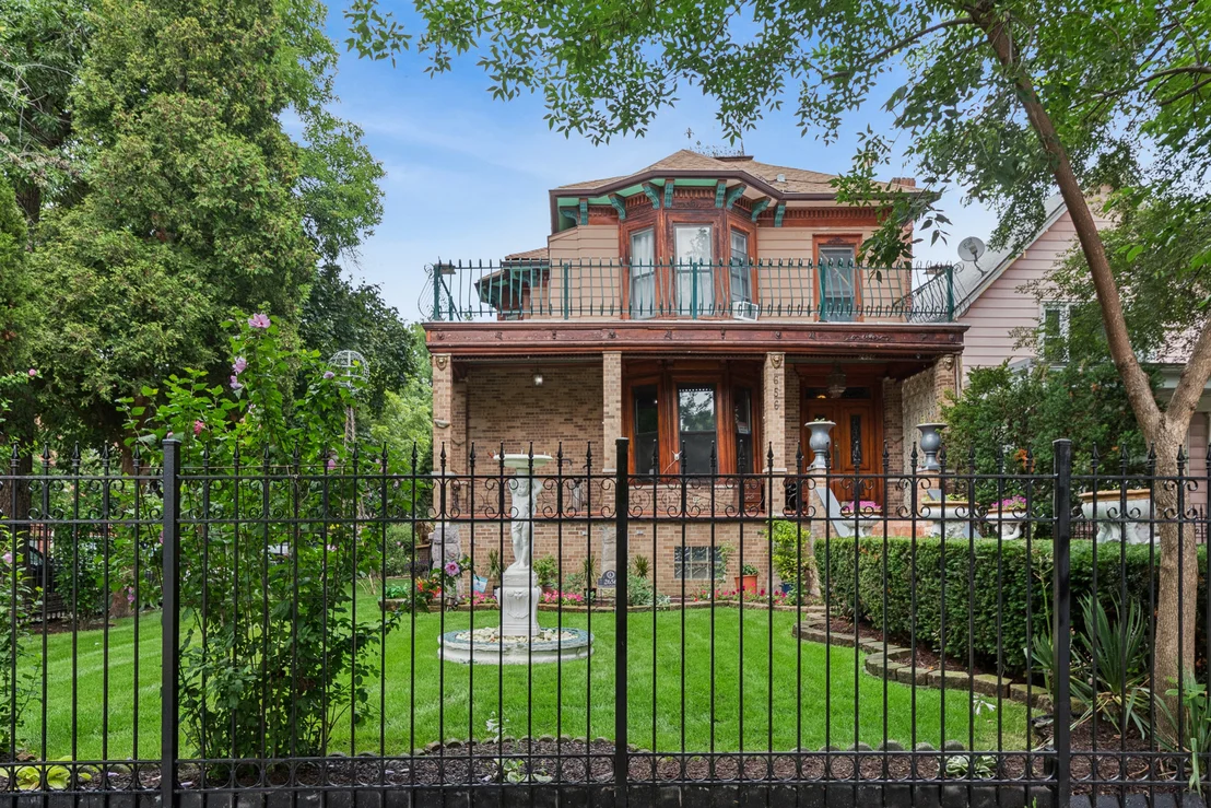 Photo of 2656 W Logan Boulevard