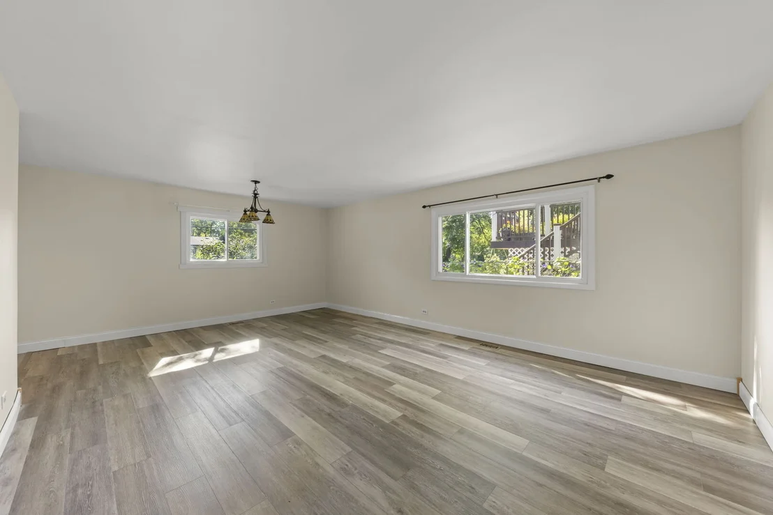 Photo of 7101 Edgebrook Lane