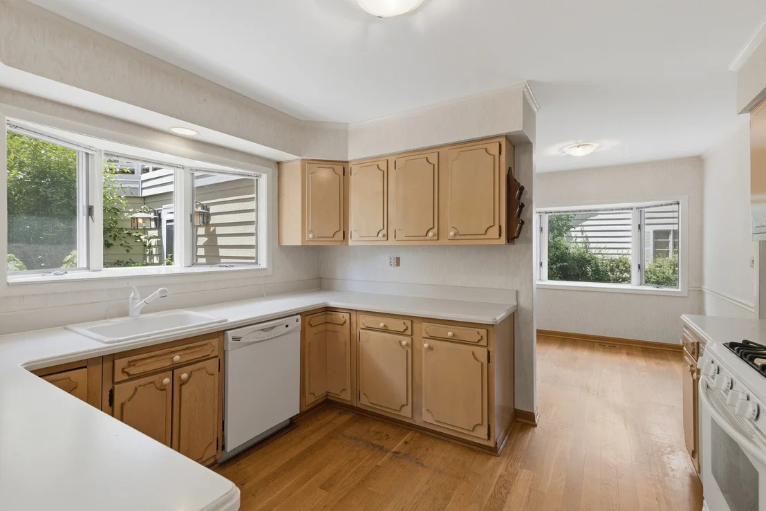 Photo of 750 Carriage Way