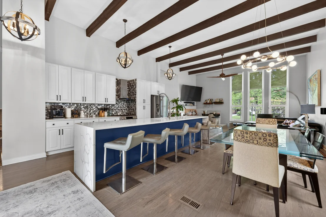 Photo of 923 Park Avenue