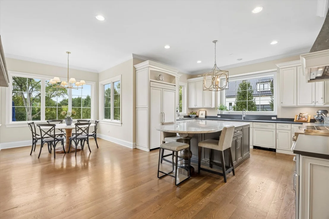 Photo of 1561 Hawthorne Lane