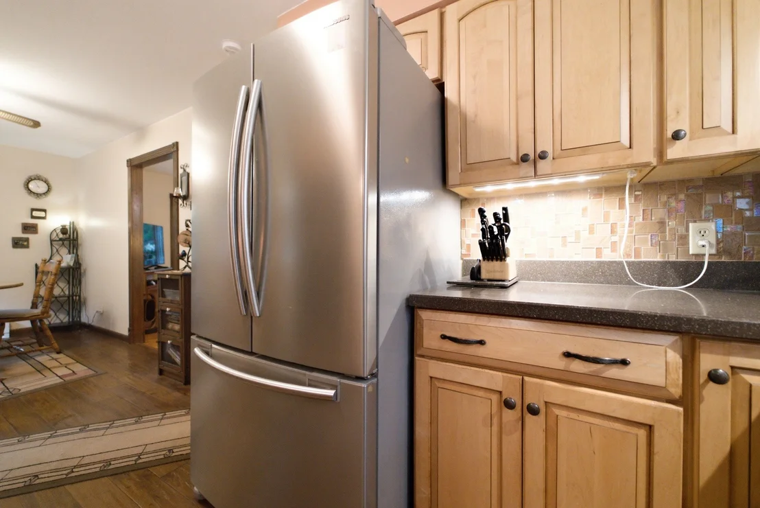 Photo of 330 S 5000w Road