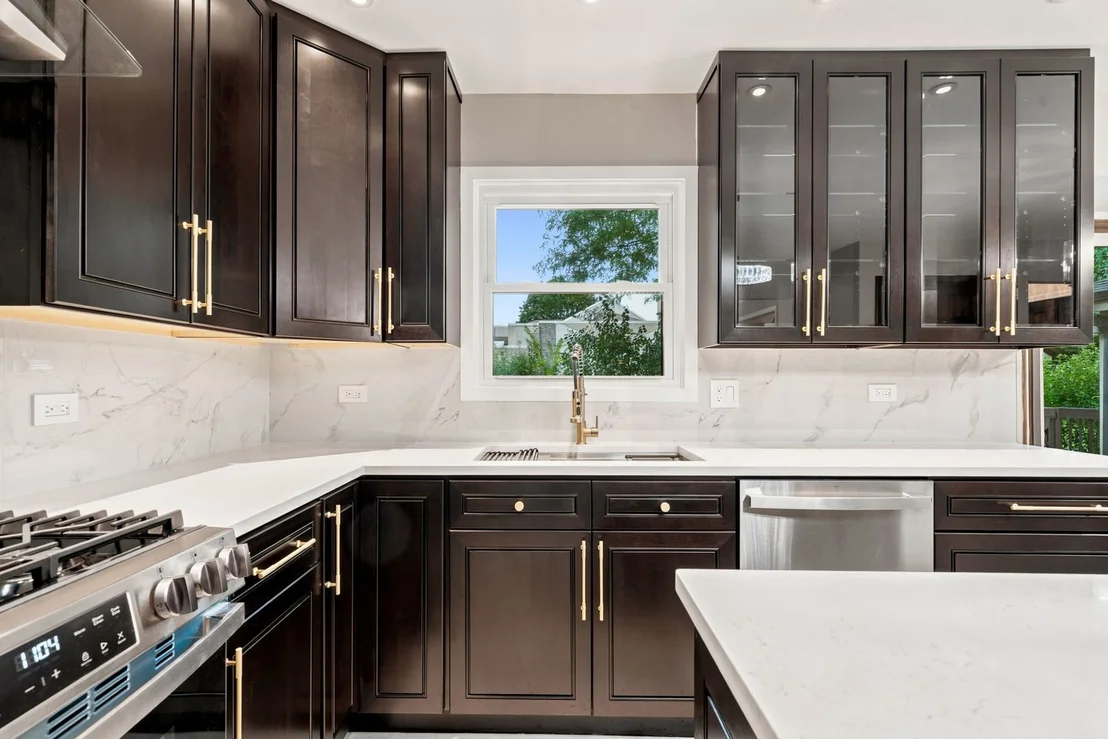 Photo of 1221 W Sable Drive