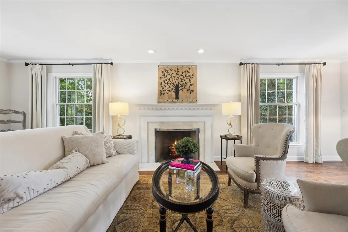 Photo of 6493 Apache Drive
