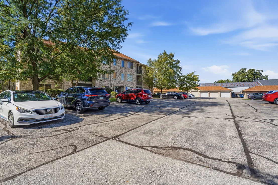 Photo of Unit 2D at 6845 Forestview Drive
