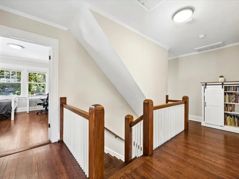 Photo of 201 W Union Avenue