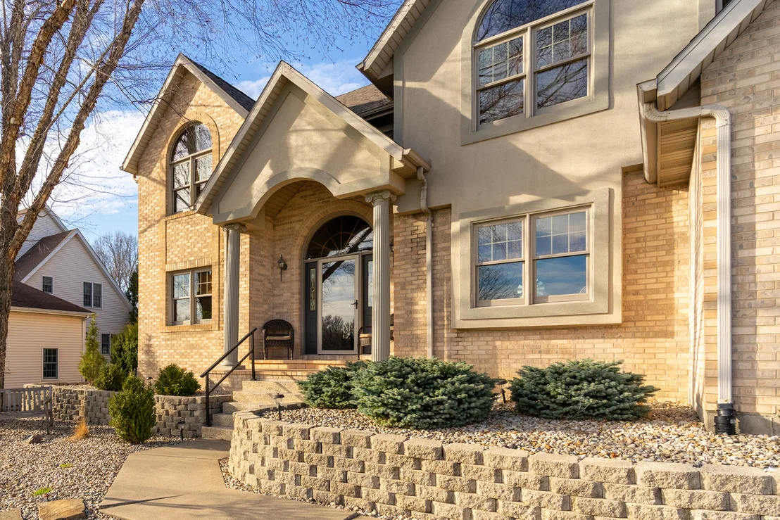 Photo of 100 Willow Trail