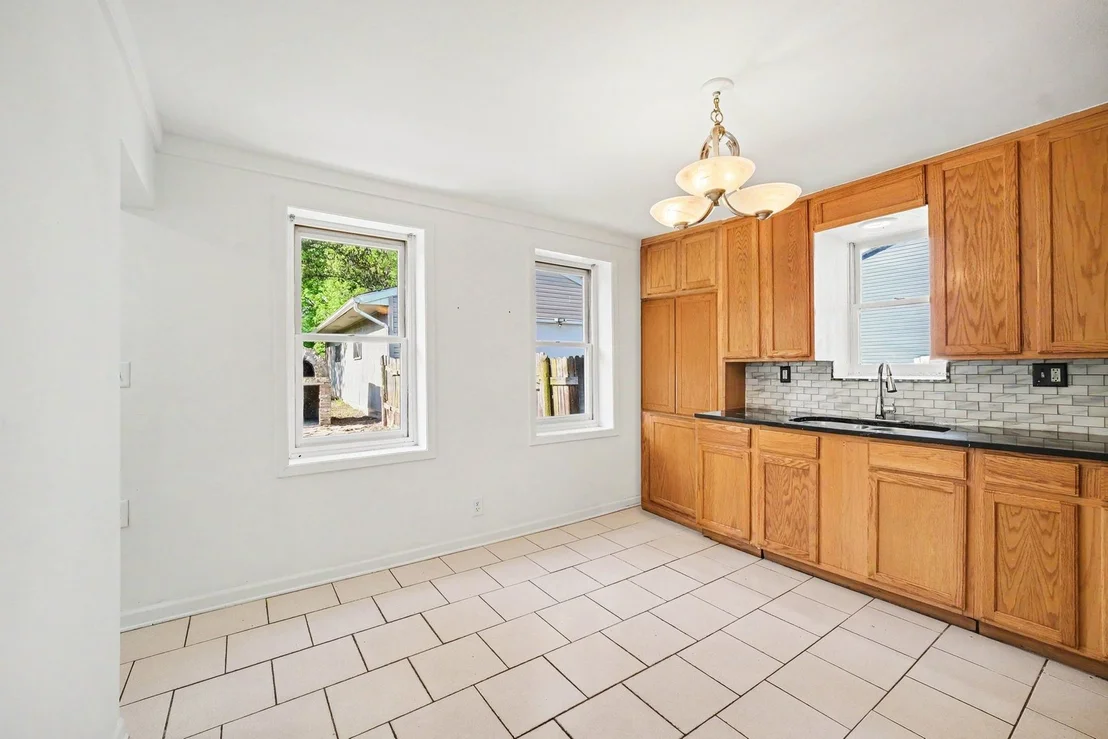 Photo of 2701 Carmel Boulevard