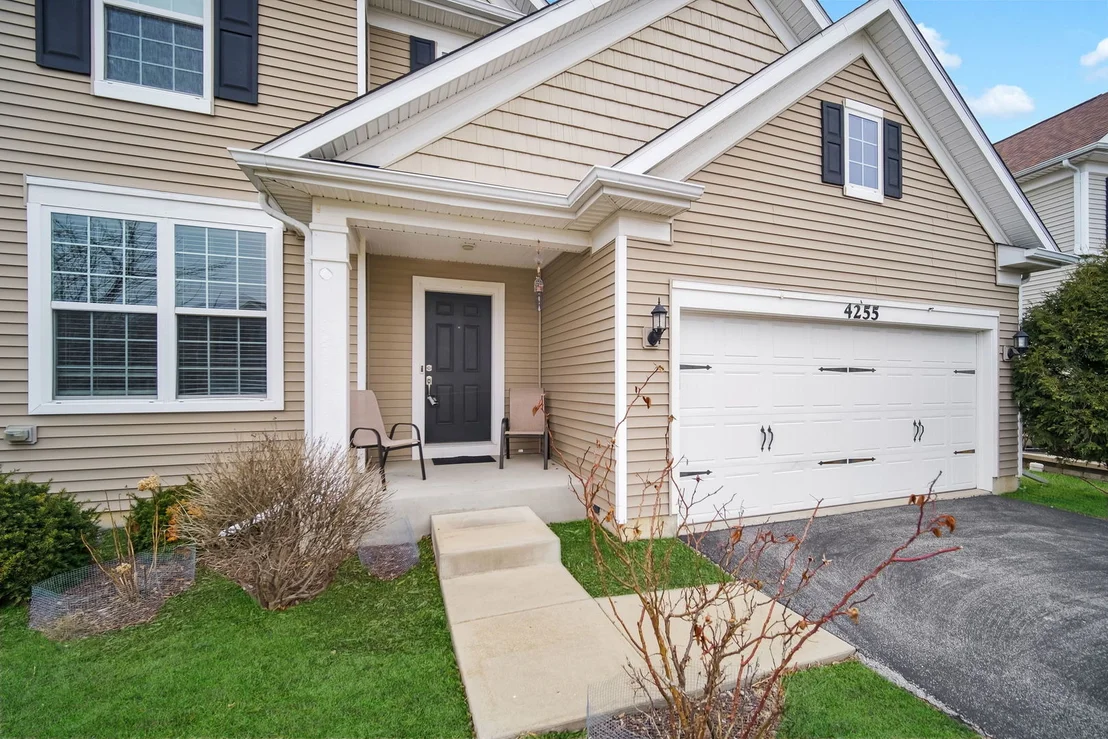 Photo of 4255 FRASER Circle