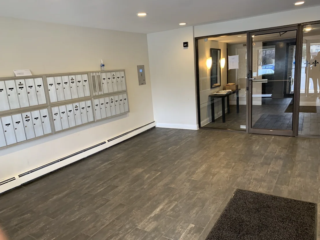 Photo of Unit 412A at 7211 WOLF Road