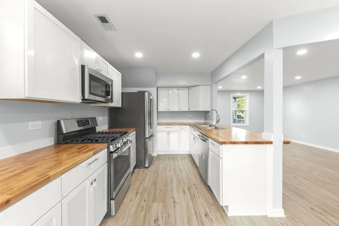 Photo of 1010 Symphony Drive