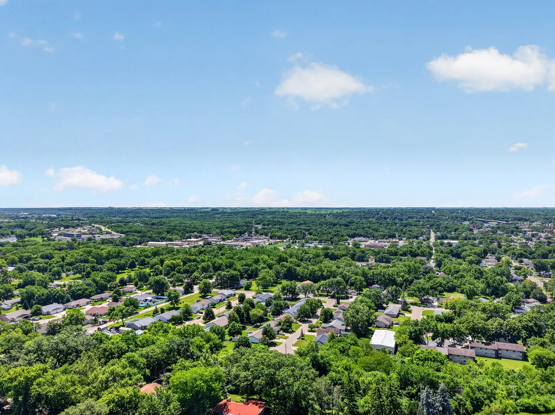 Photo of 2390 Circle Drive