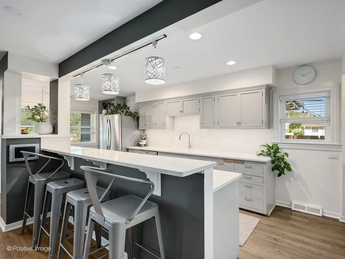 Photo of 715 Crest Street