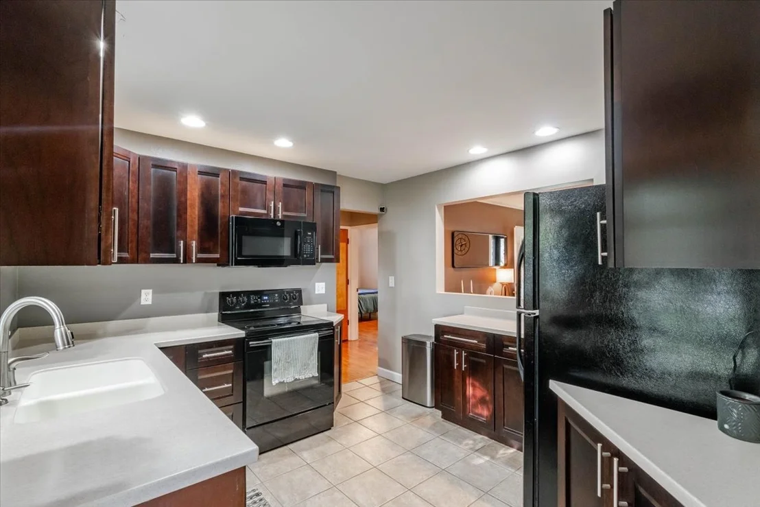 Photo of 1011 Bakewell Avenue