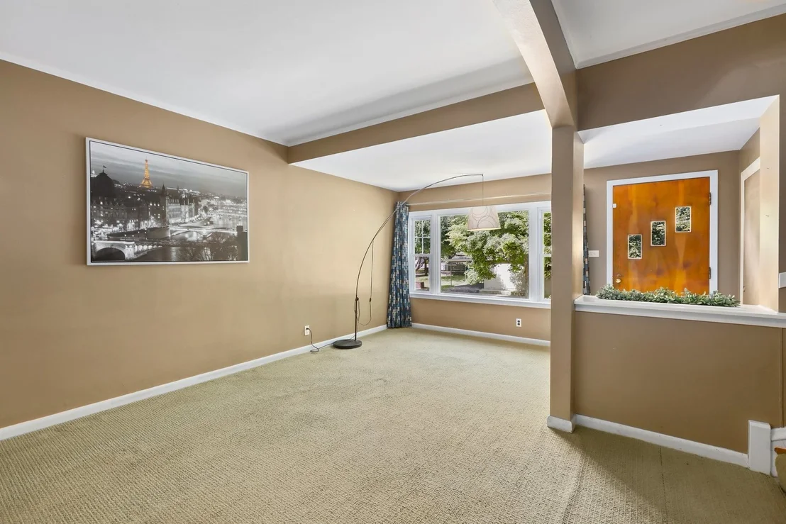 Photo of 148 Belvidere Avenue