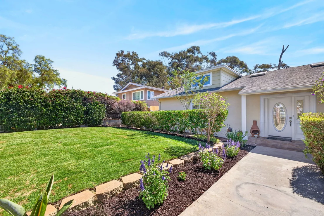 Photo of 2939 Mesa Drive