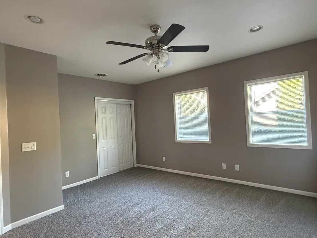 Photo of 437 10th Place