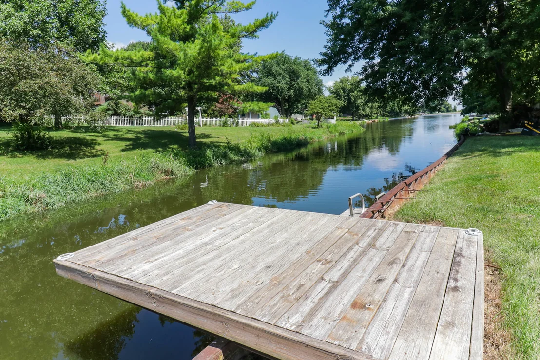 Photo of 8264 Sunset Road