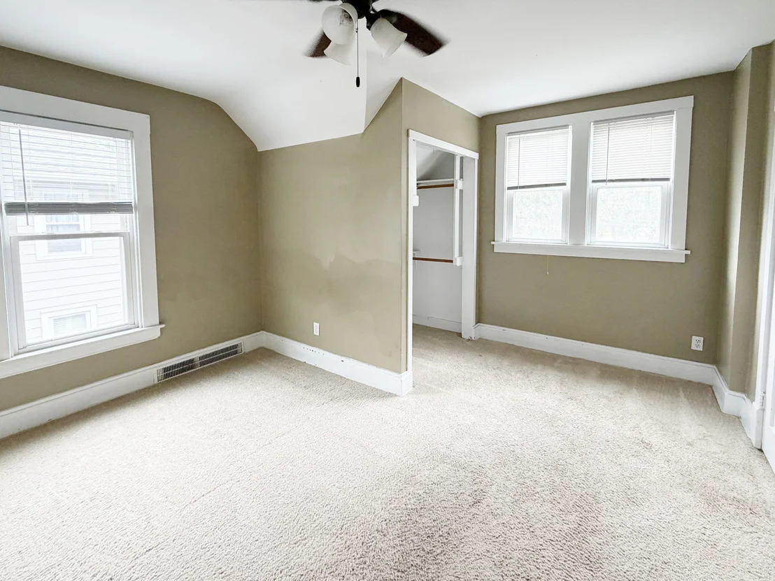 Photo of 26 Monroe Avenue