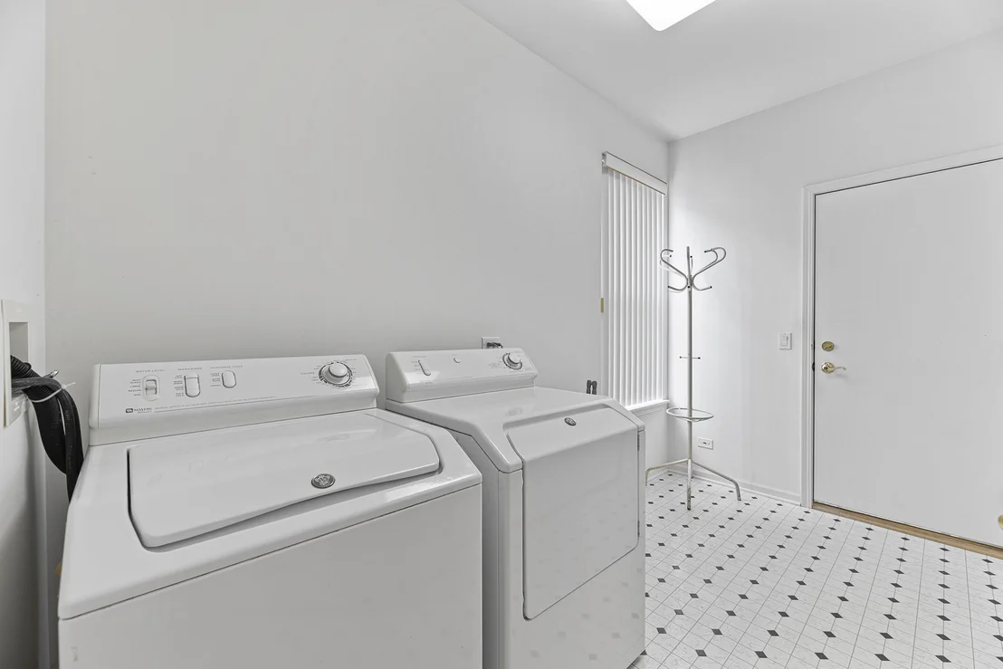 Photo of 47 Holabird Circle