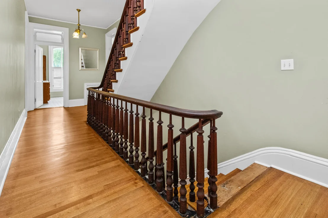 Photo of 1411 Maple Avenue