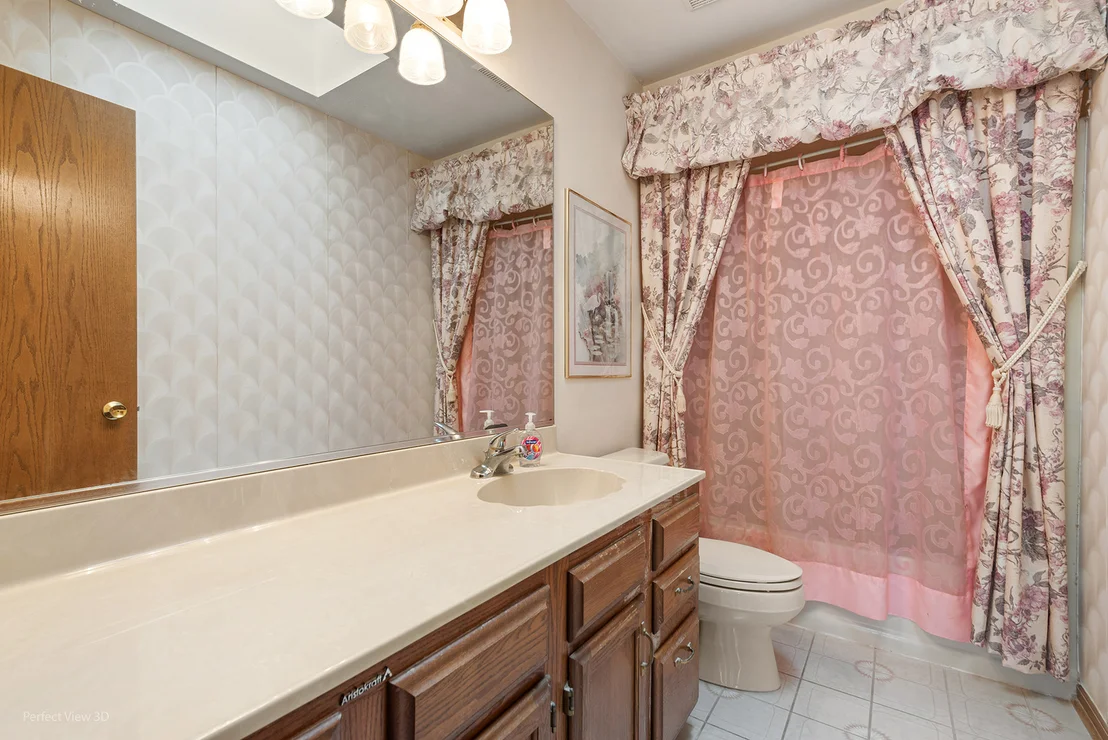 Photo of 7233 SOUTHWICK Drive