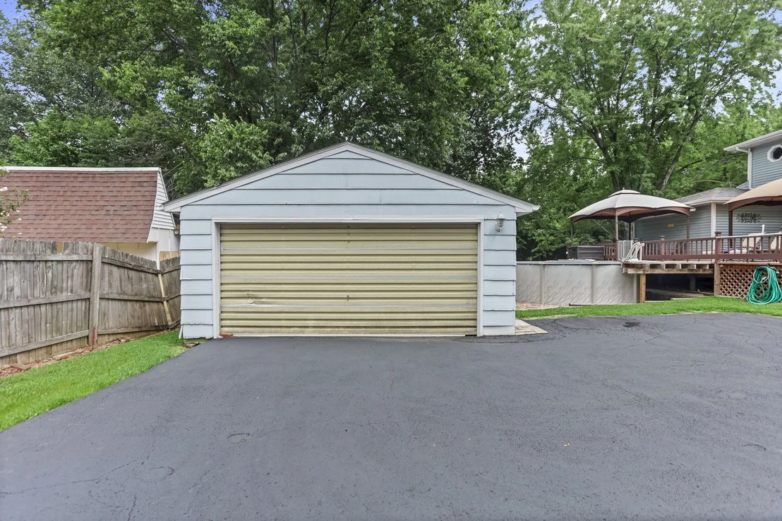 Photo of 27 Bel Air Drive