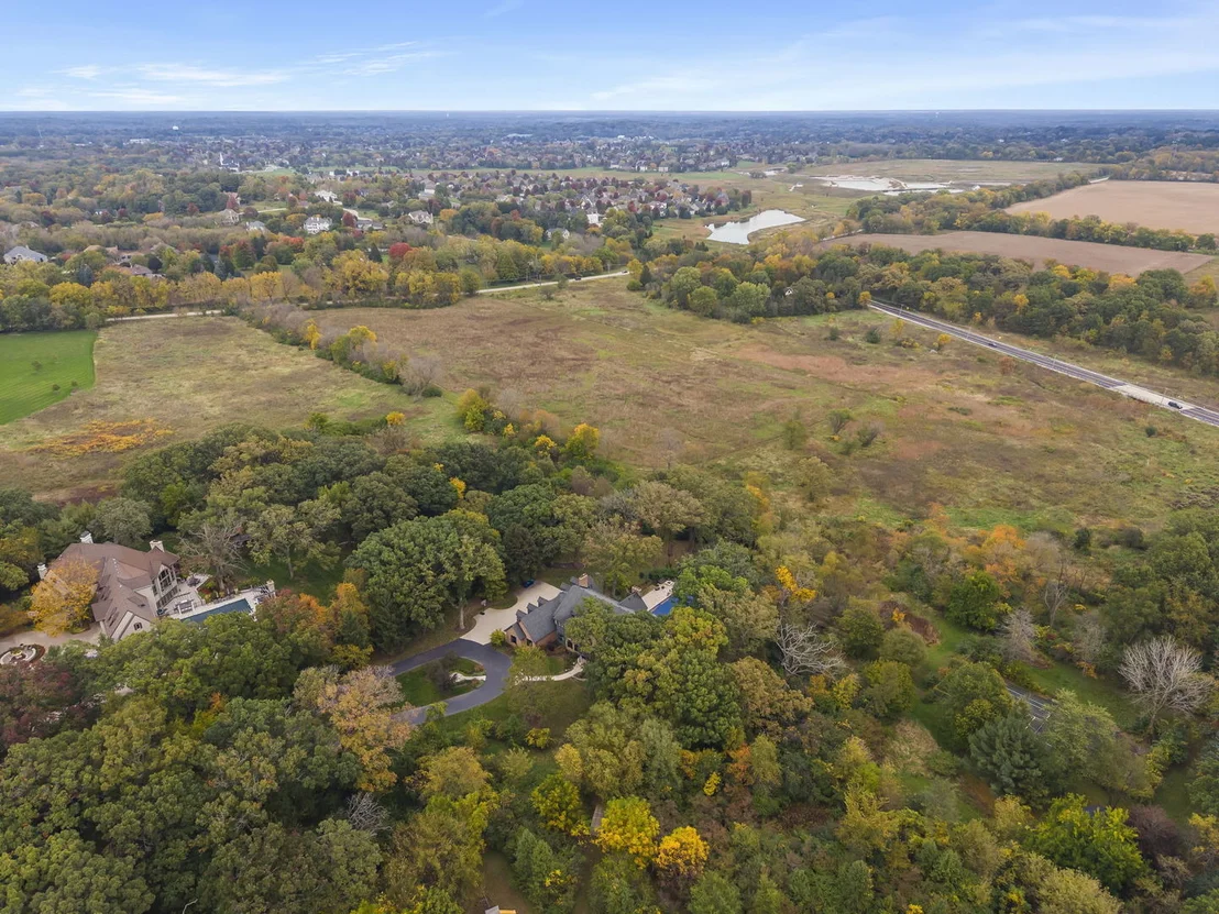 Photo of 3N063 Campton Wood Drive