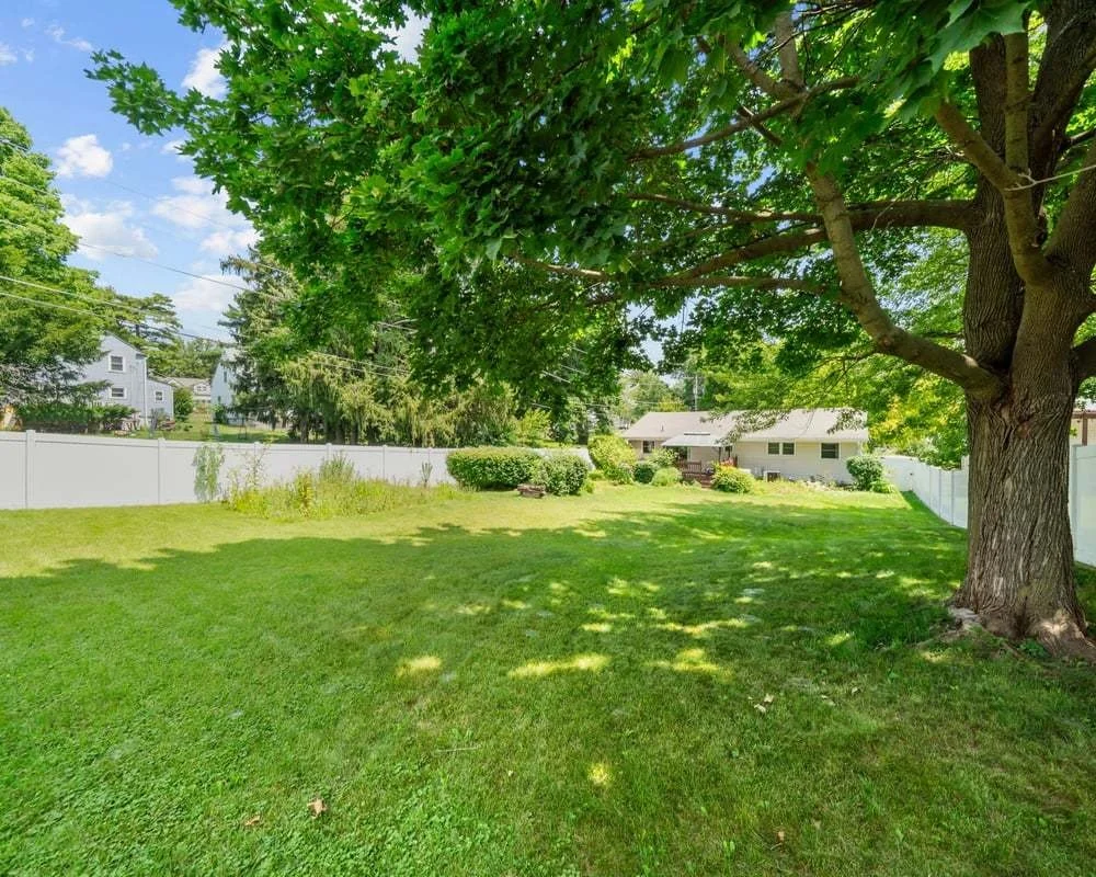 Photo of 1546 Meadowbrook Lane