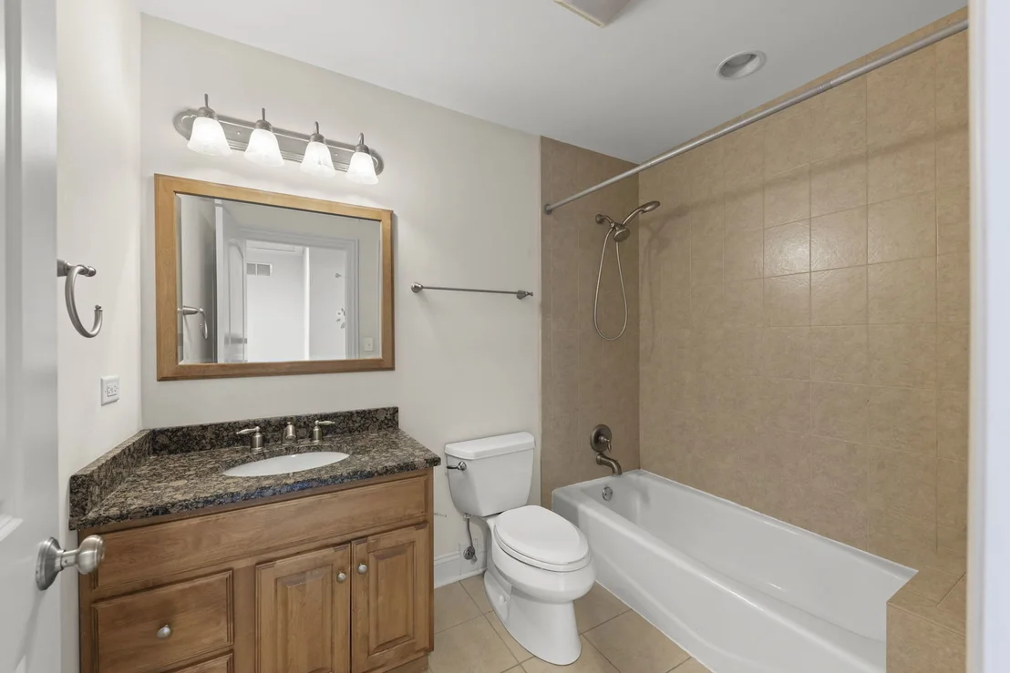 Photo of Unit 9521 at 9521 Shields Avenue