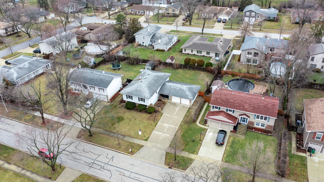 Photo of 205 Edgebrook Drive
