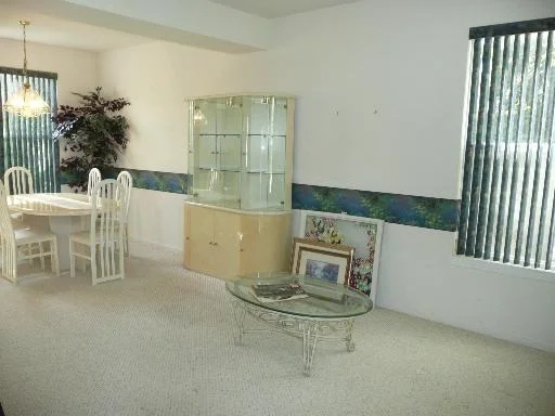 Photo of 691 N AUTUMN Circle