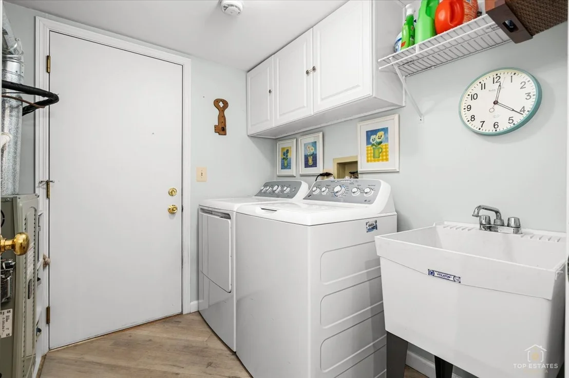 Photo of 1143 Coldspring Road