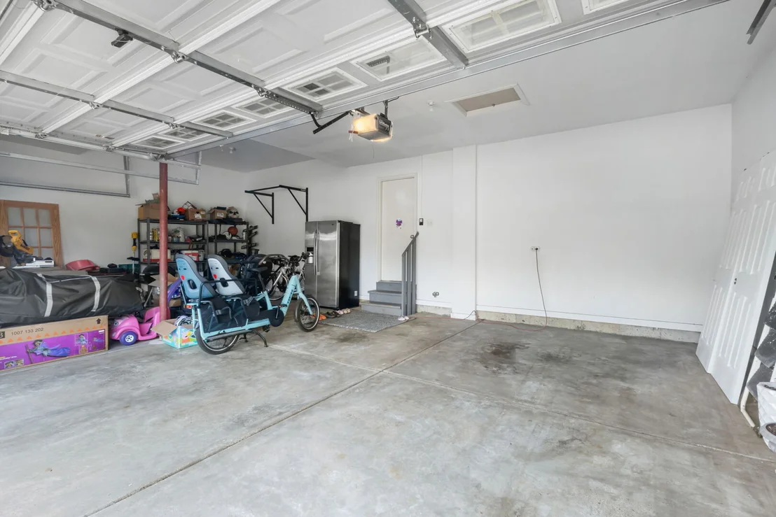 Photo of 308 Comstock Drive