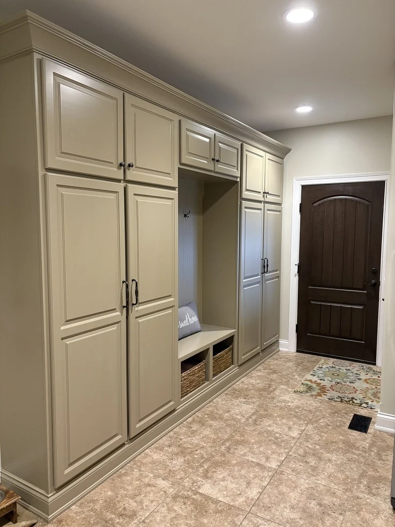 Photo of 1854 W Forestview Drive