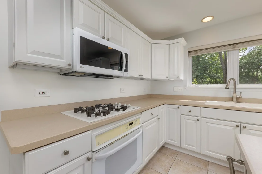Photo of 2855 Clara Avenue