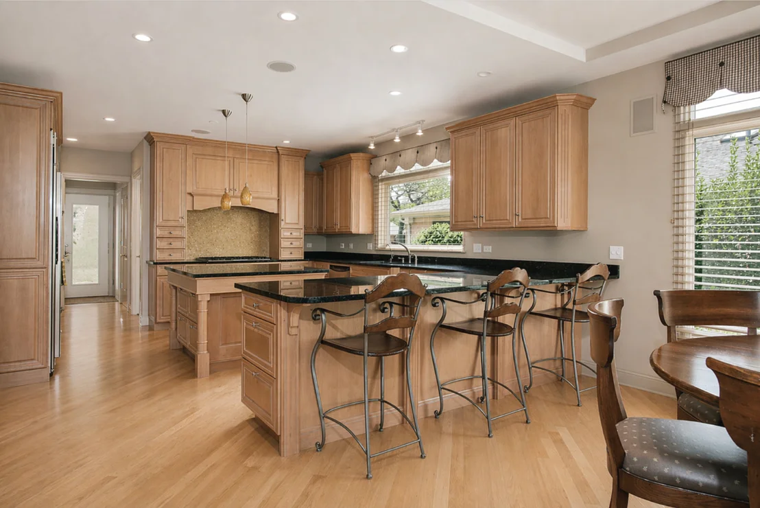 Photo of 809 Edgemont Lane