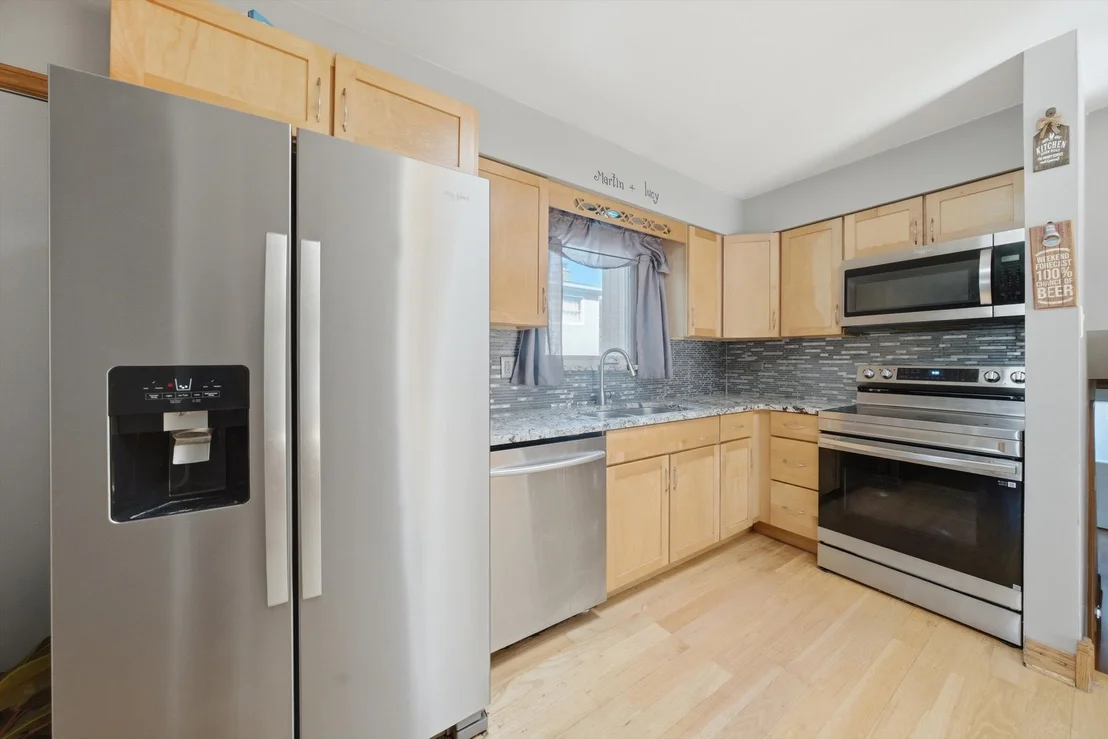 Photo of 7116 W 85th Place