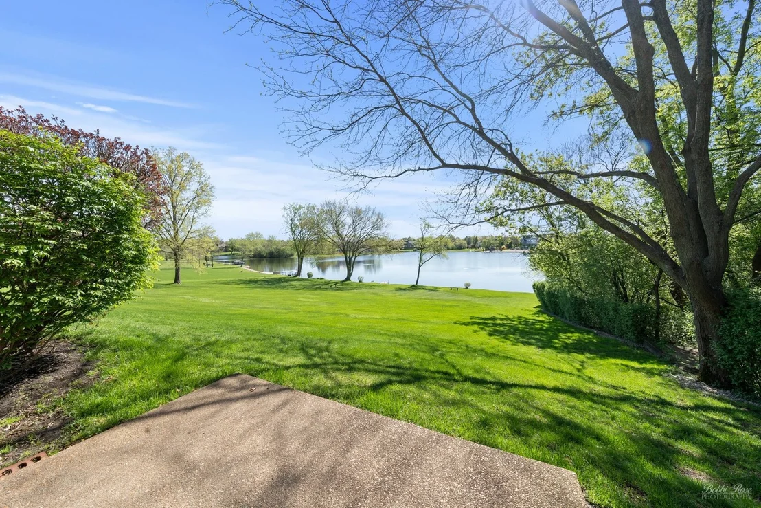 Photo of 1825 CLOVER Drive