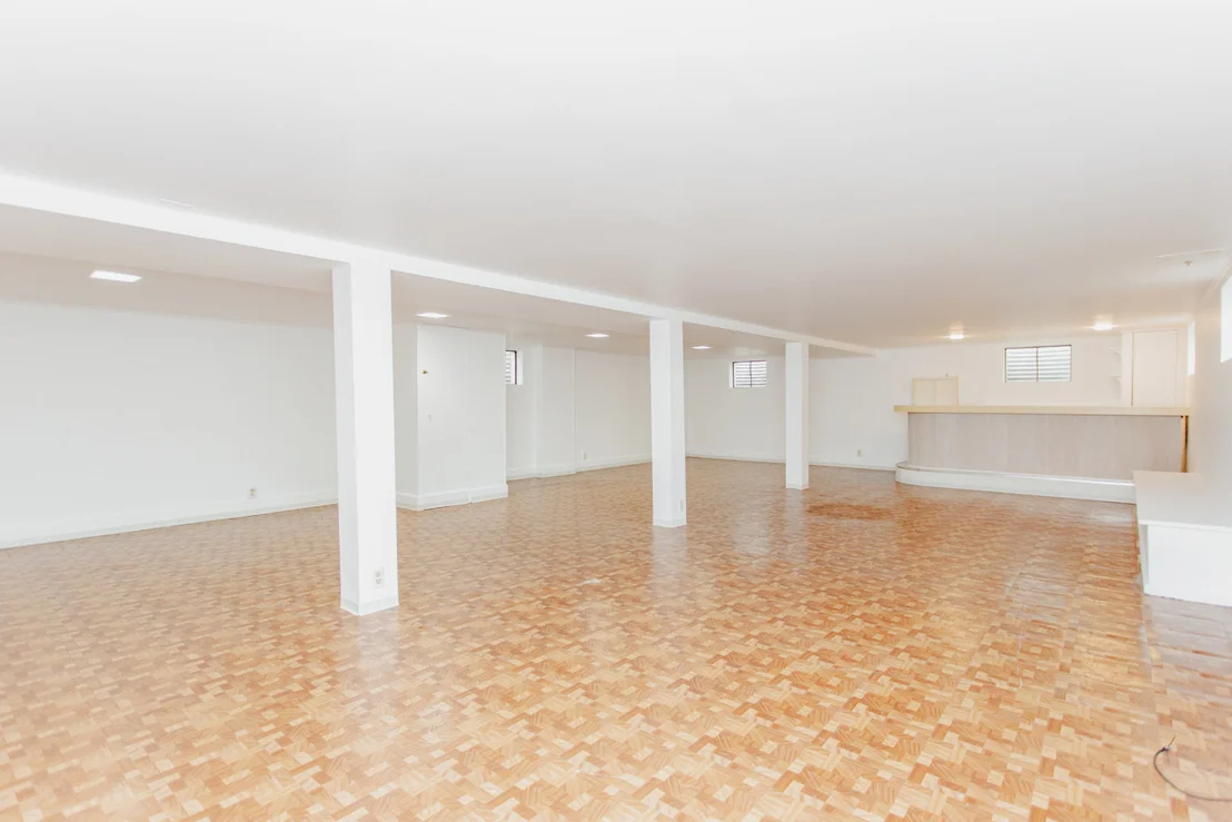 Photo of 818 Leahy Circle